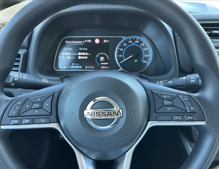 Nissan Leaf 25