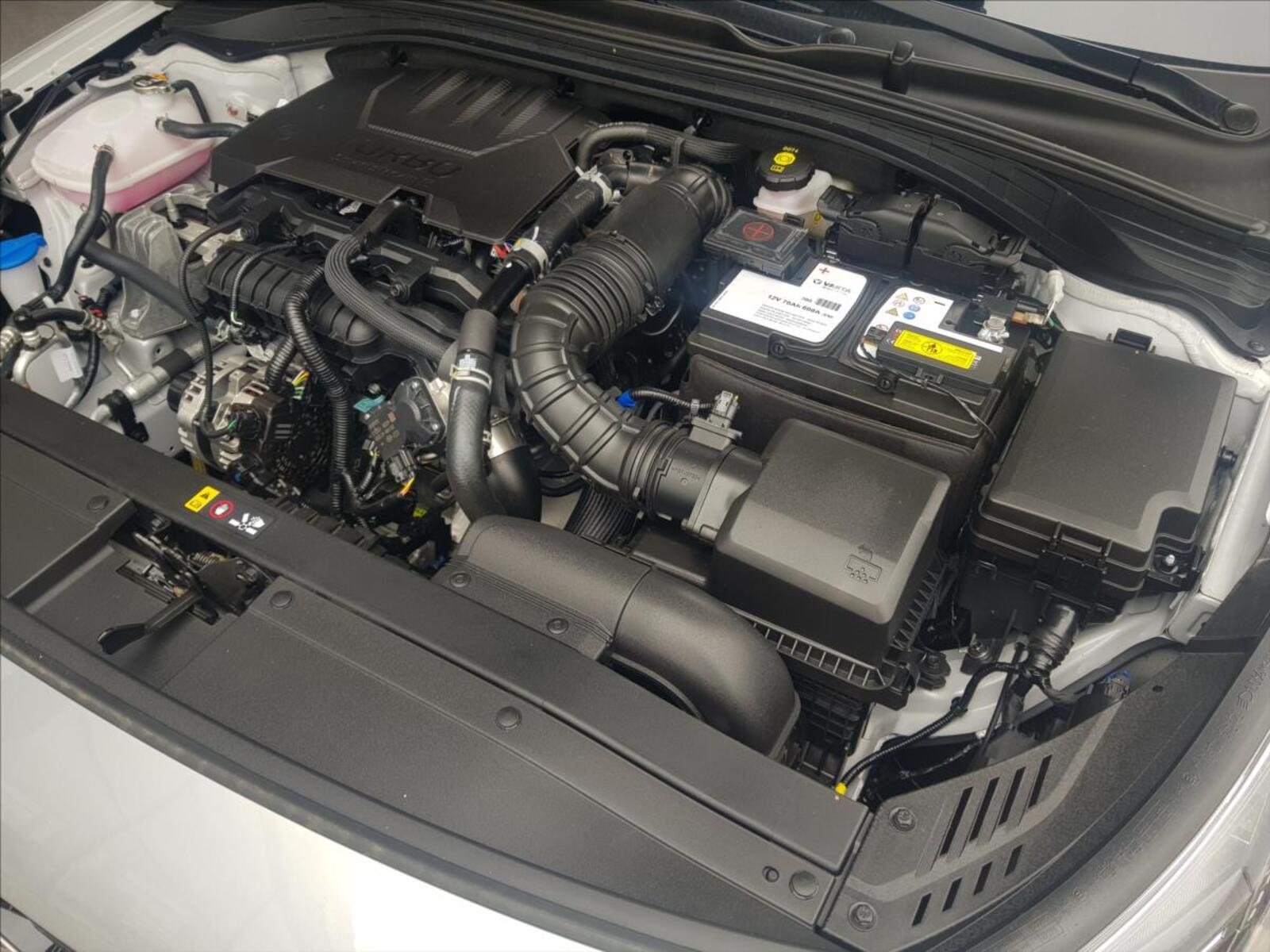 Hyundai i30 11