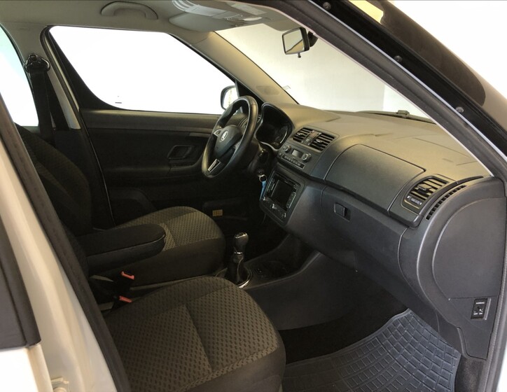 Škoda Roomster 12
