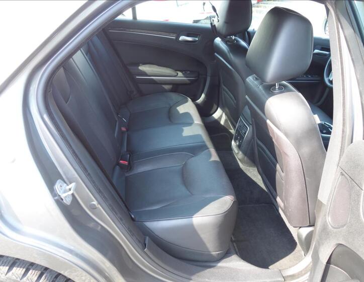 Lancia Thema 15