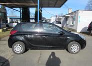 Hyundai i20 8