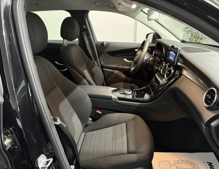 Mercedes-Benz GLC 22