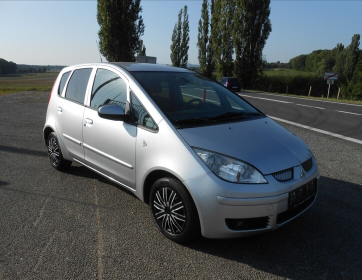 Mitsubishi Colt 2