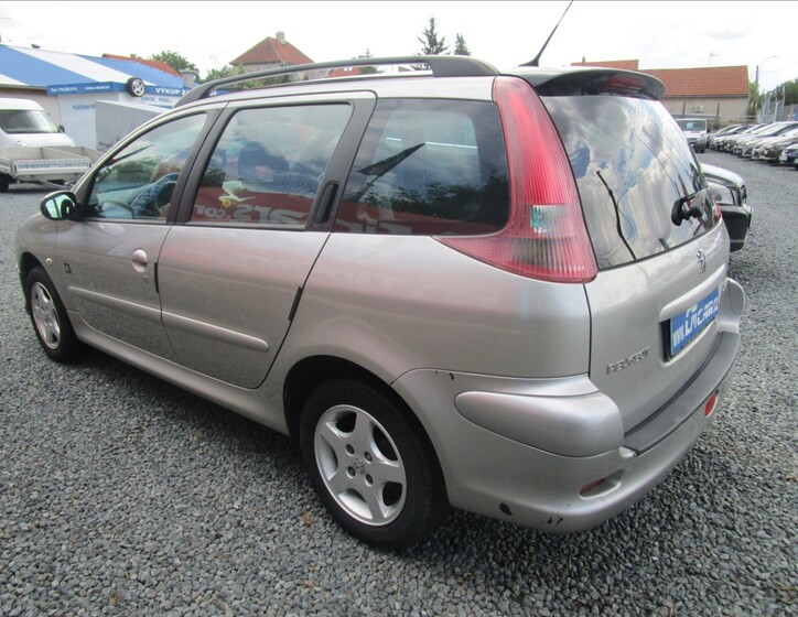 Peugeot 206 6