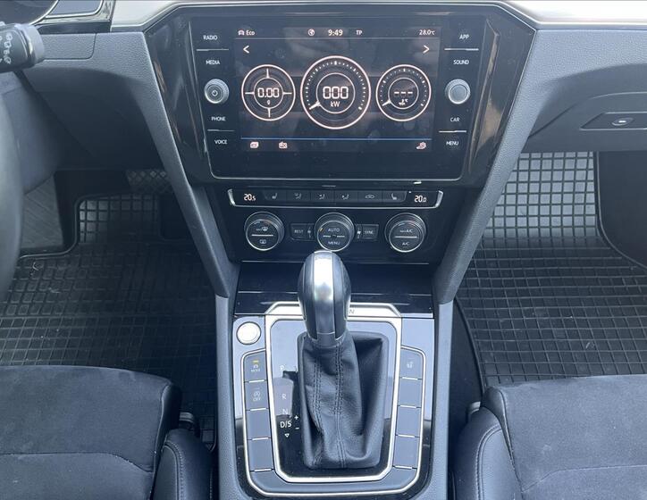 Volkswagen Passat 18
