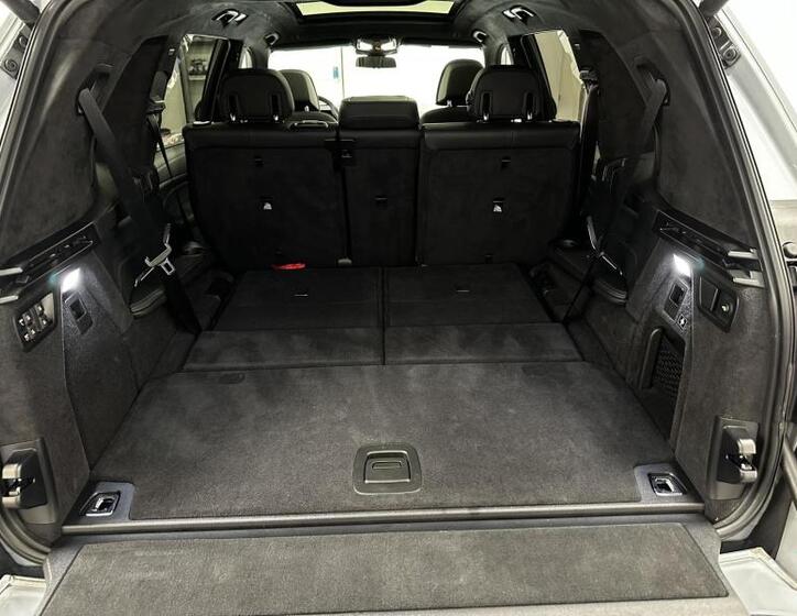 BMW X7 19