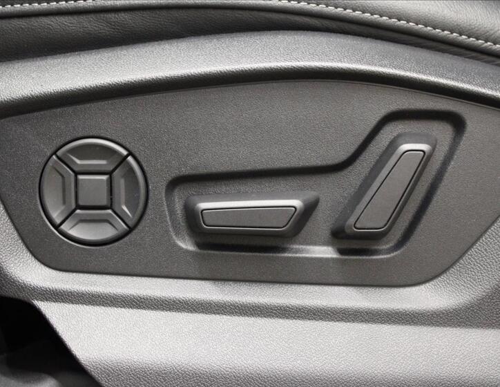 Audi Q7 30