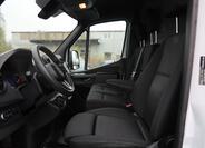 Mercedes-Benz Sprinter 12