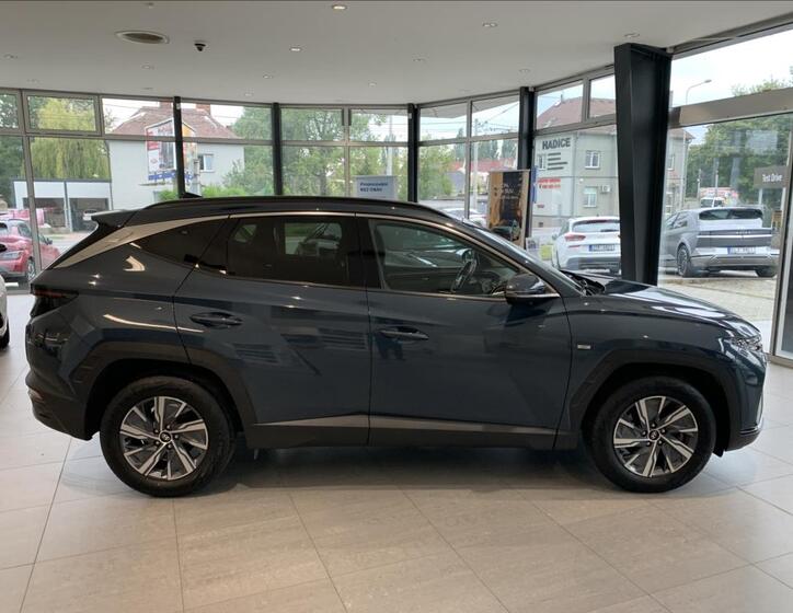 Hyundai Tucson 4