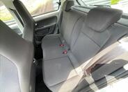 Volkswagen up! 16