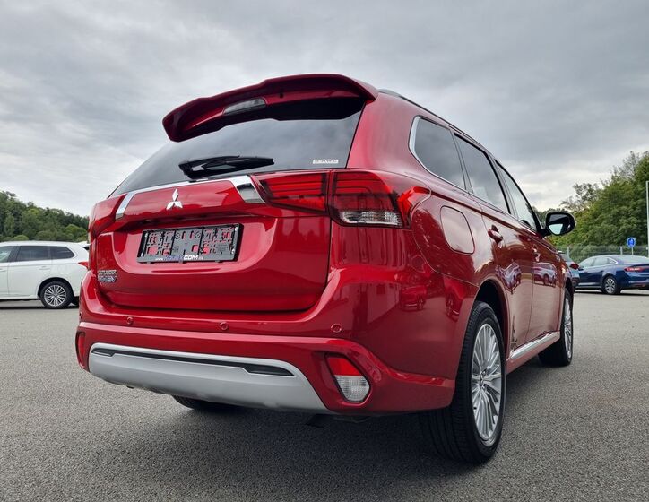 Mitsubishi Outlander 5