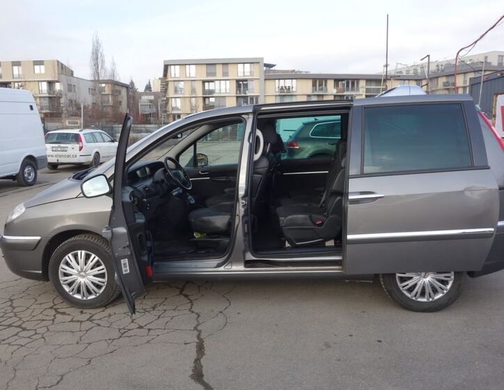 Citroën C8 13