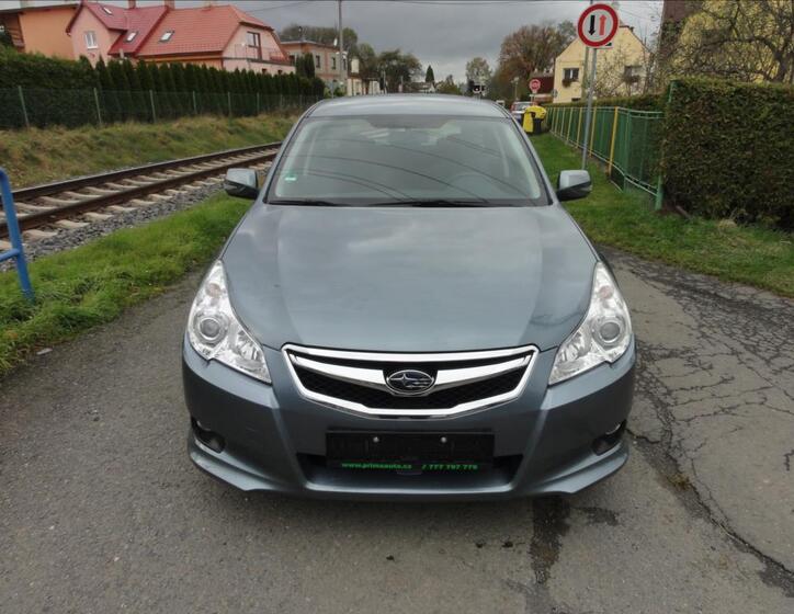 Subaru Legacy 1
