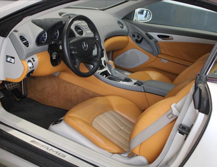 Mercedes-Benz SL 11