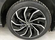 Volkswagen Golf 25