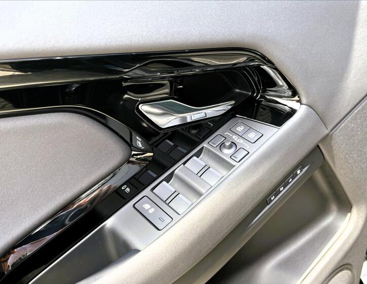 Land Rover Range Rover Evoque 13