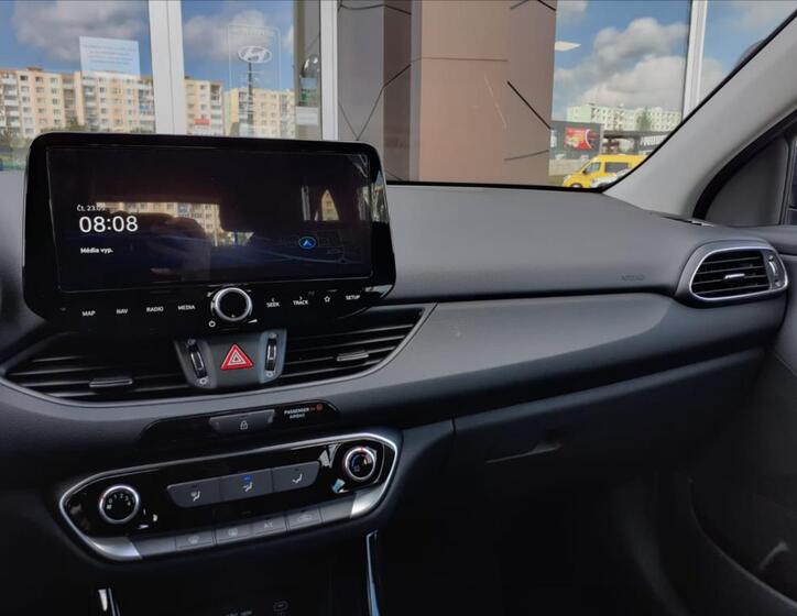 Hyundai i30 11