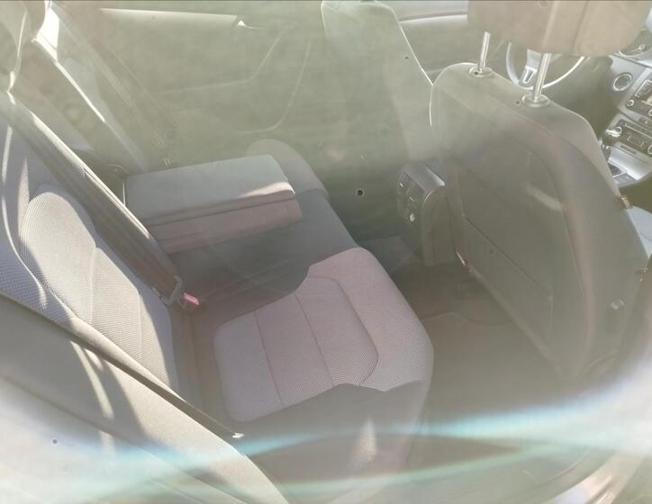 Volkswagen Passat 24