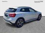 Mercedes-Benz GLA 5