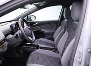 Volkswagen ID.4 12