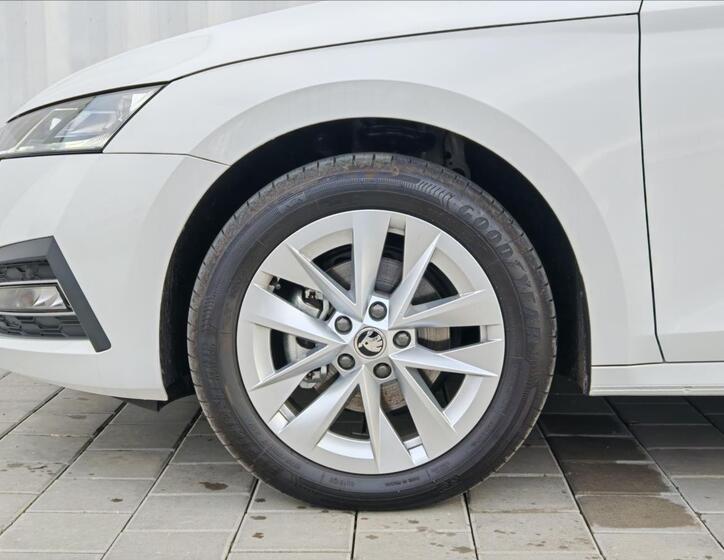 Škoda Octavia 9