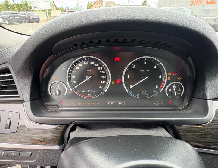 BMW Řada 5 13