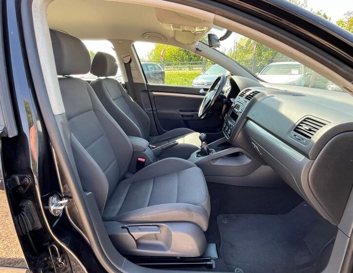 Volkswagen Golf 18