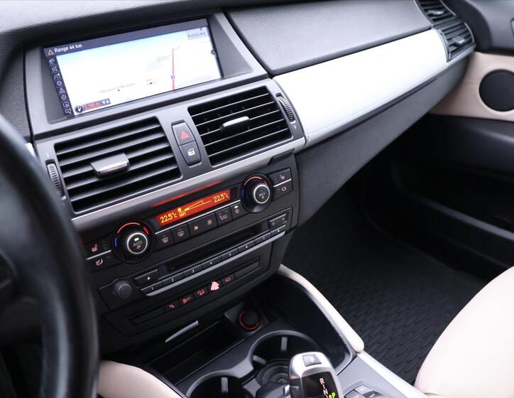 BMW X6 30