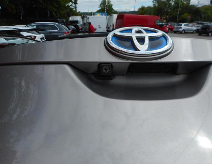 Toyota Auris 22