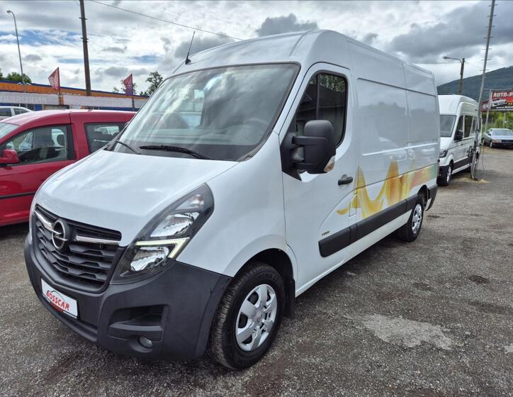 Opel Movano 1
