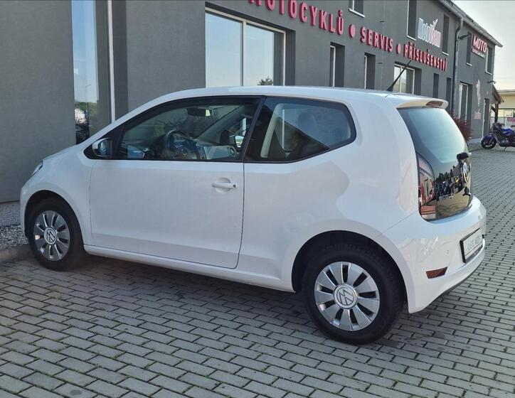 Volkswagen up! 7
