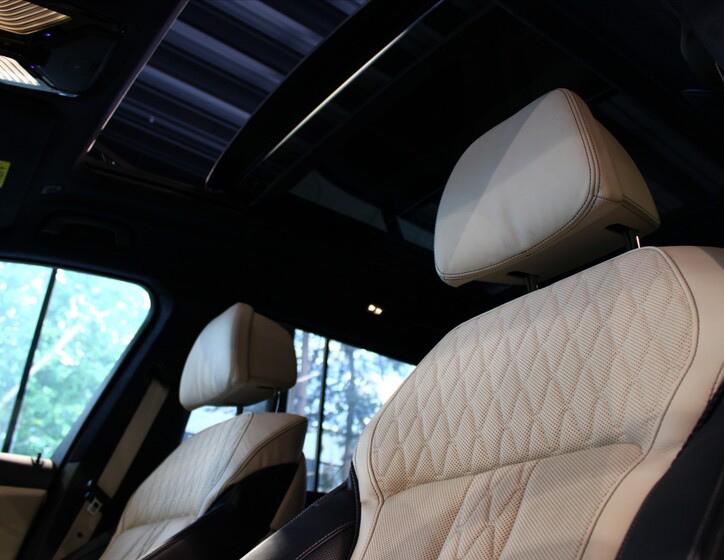 BMW X7 13