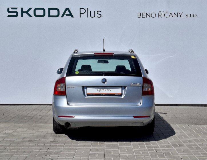Škoda Octavia 12