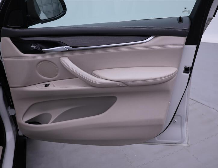BMW X5 13