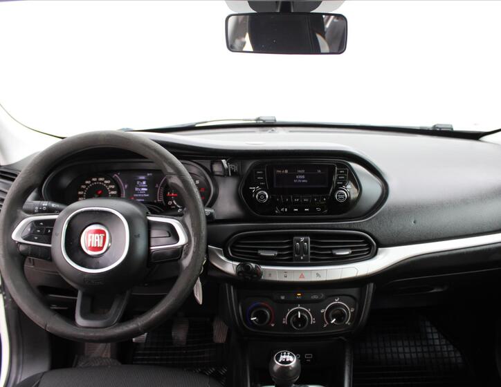 Fiat Tipo 12