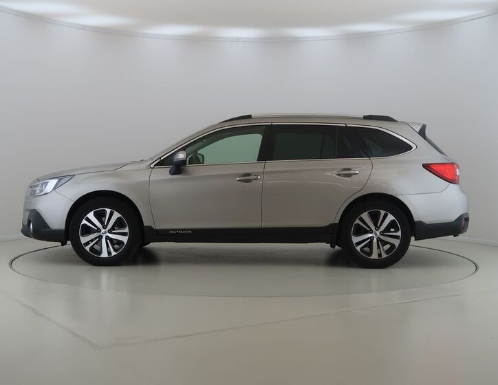 Subaru Outback 8