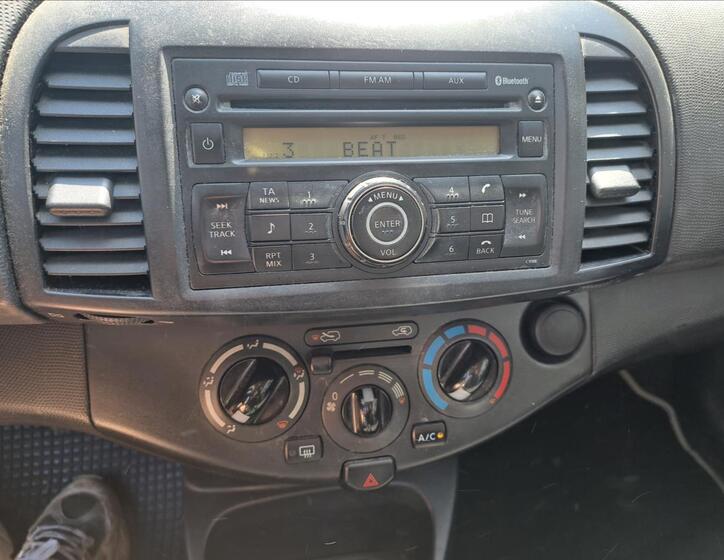 Nissan Micra 21