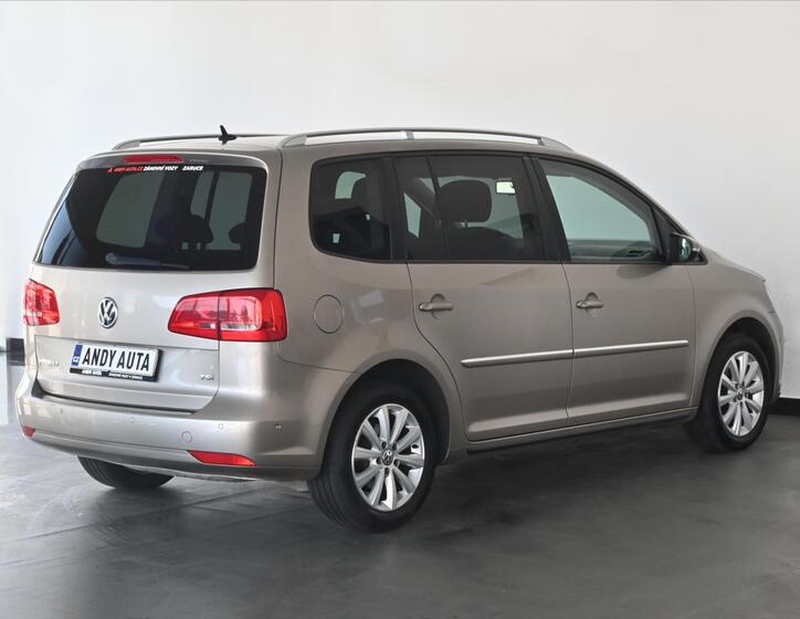 Volkswagen Touran 3