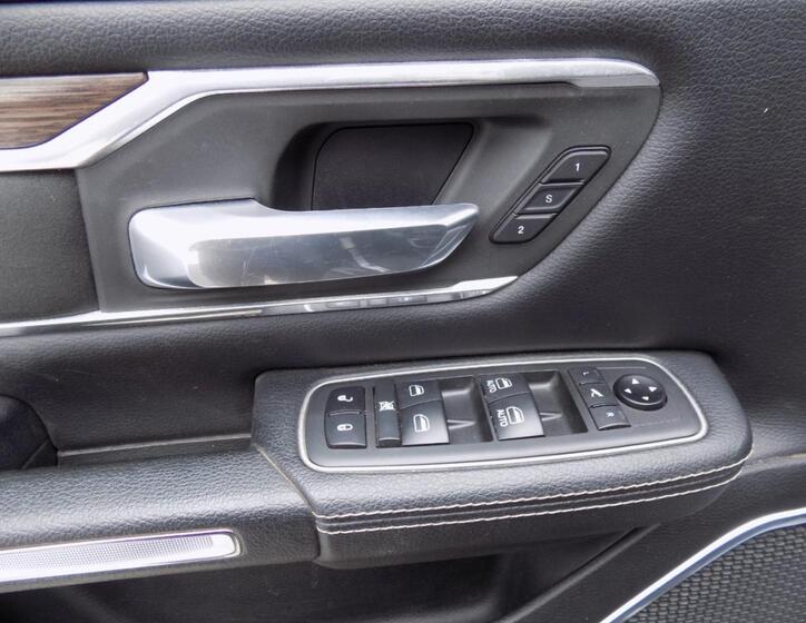 Dodge RAM 23