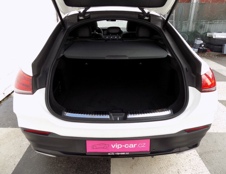 Mercedes-Benz GLE 8