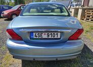 Jaguar X-Type 4