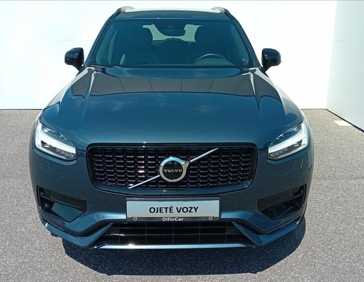 Volvo XC90 4