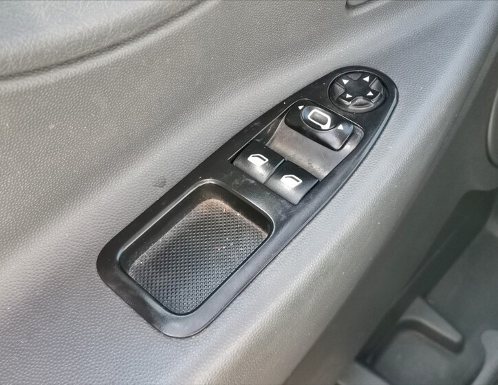 Peugeot Expert 10