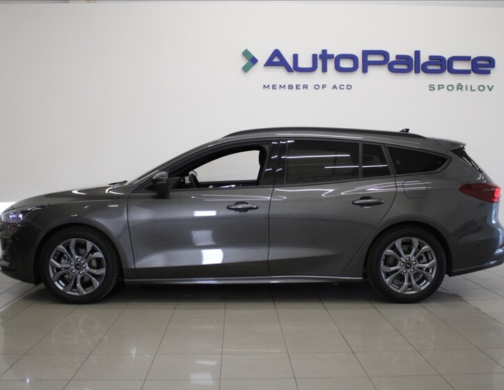 Ford Focus 5