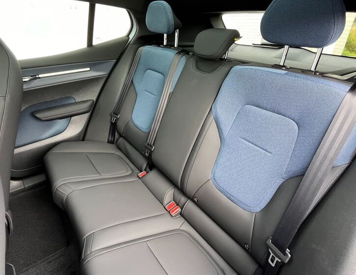 Volvo EX30 17