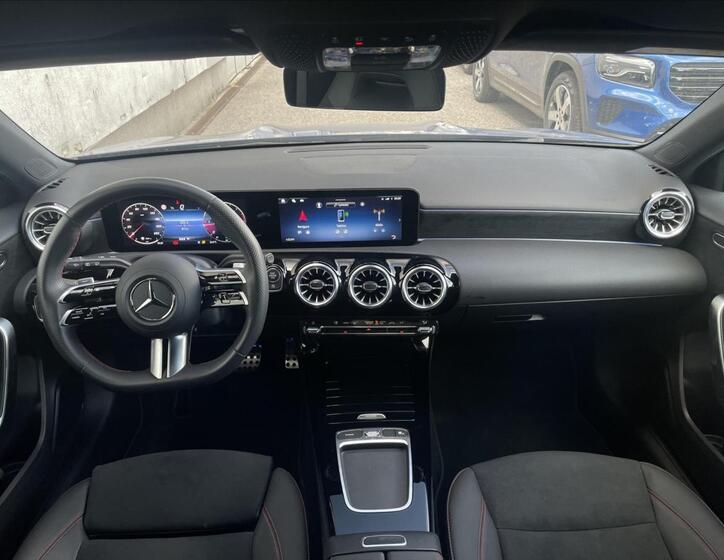 Mercedes-Benz Třídy A 13