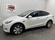 Tesla Model Y 3