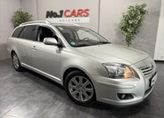 Toyota Avensis 1