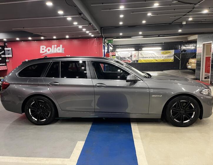 BMW Řada 5 8
