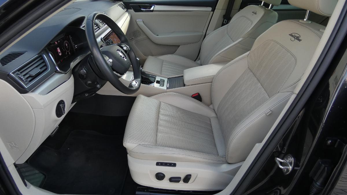 Škoda Superb
